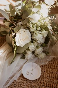 bridal bouquet, brides jewellery